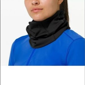New Lululemon Run for lt All Neckwear